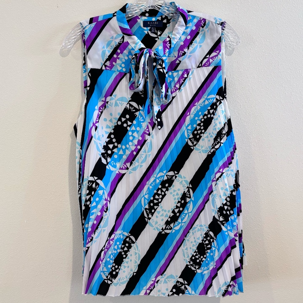 Kaari Blue Women's Sleeveless V-neck Fully Lined SZ XL EUC Tank Top Blouse